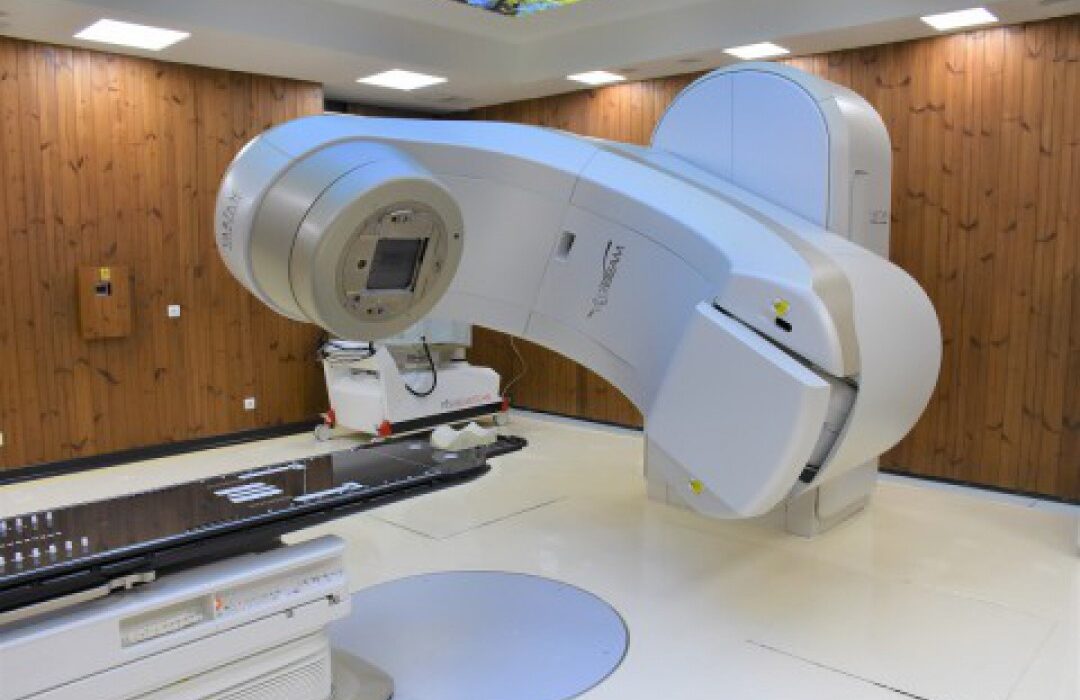 دستگاه “دزیمتری” به بخش رادیوتراپی مرکز جامع سرطان همدان رسید