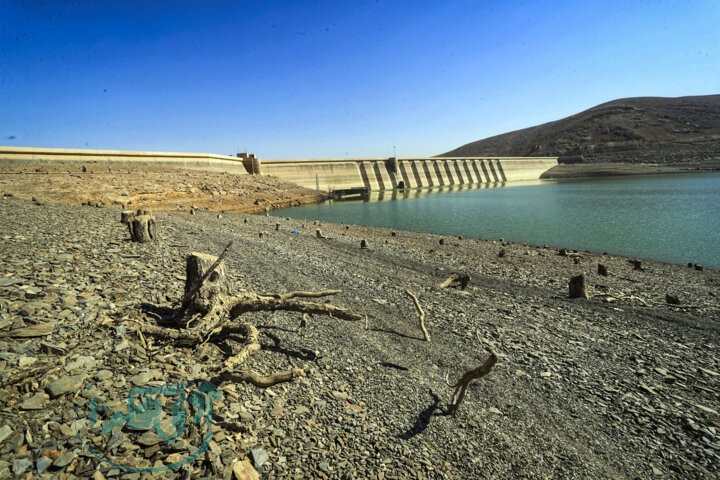 برداشت غیرمجاز آب از رودخانه‌های منتهی به سد اکباتان، پیگرد قانونی دارد