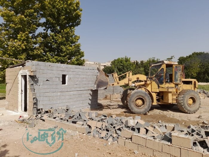 تخریب ۲۵ ساخت و ساز غیرمجاز در اراضی زراعی ملایر