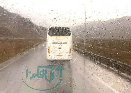 سطح راههای استان همدان بارانی و لغزنده است