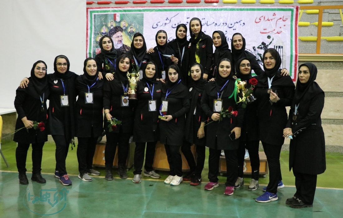 اصفهان قهرمان شد، همدان کاپ اخلاق گرفت