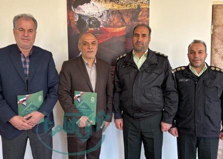 تقدیر فرماندهی انتظامی استان از مدیرعامل شرکت سیاحتی علیصدر