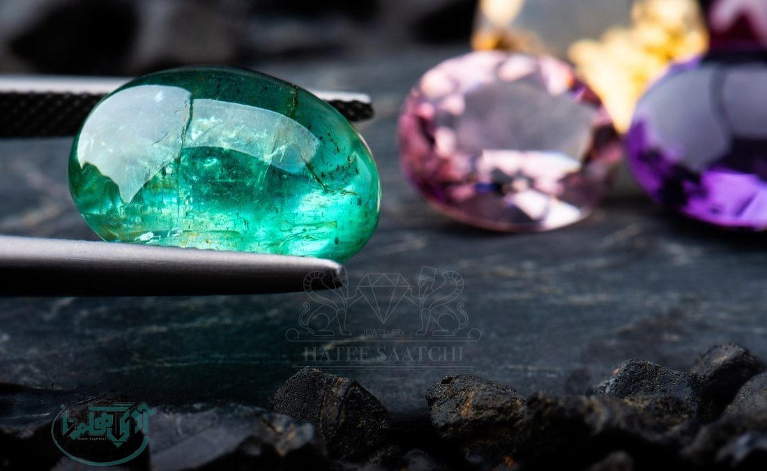 همدان میزبان همایش ملی گوهر سنگ ها