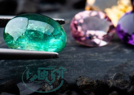 همدان میزبان همایش ملی گوهر سنگ ها