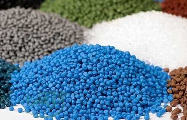 رکورد حمل روزانه ۴۰۰ تن کود کشاورزی در همدان شکسته شد