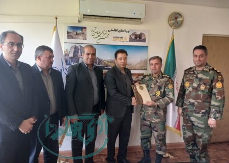 همکاری شرکت سیاحتی علیصدر با تیپ ۲۱۶ زرهی شهید قهرمان همدان