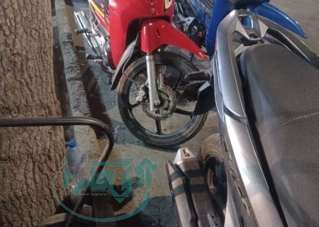 پارک بی‌قاعده و ویراژ موتورسیکلت‌ها در خیابان شریعتی و بازار مظفریه همدان؛ گره‌ای در مسیر عابرین