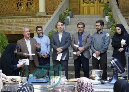 جشنواره‌ غذای سنتی ویژه سالمندان برگزار شد