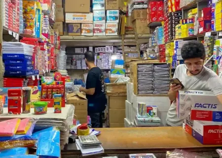 عدالت در قیمت‌گذاری و تأمین کالای دانش آموزان اولویت اصناف