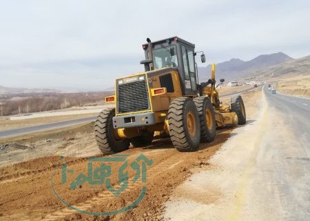 اجرای ۱۱۵ کیلومتر شانه‌سازی در راه‌های شهرستان تویسرکان