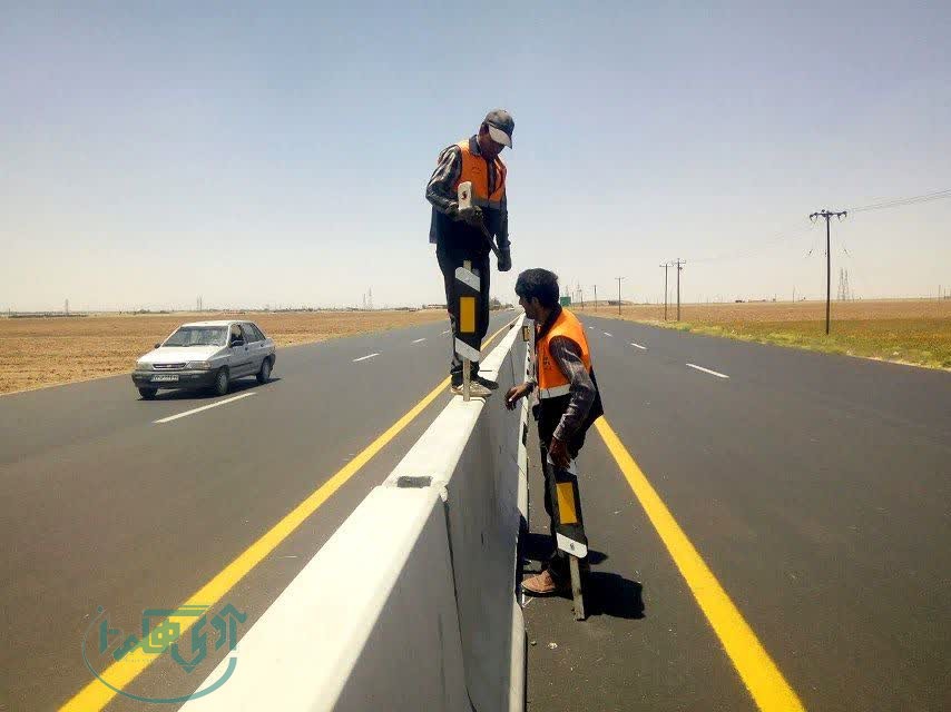 نصب و تعمیر ۱۸ هزار تابلو و ۱۱۲۰ شاخه گاردریل