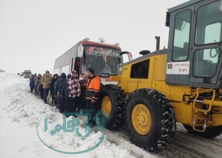 برف‌روبی بیش از ۶ هزار کیلومتر باند در همدان / بازگشایی راه‌ ۹۵ روستا و امدادرسانی به ۱۵۱ مسافر