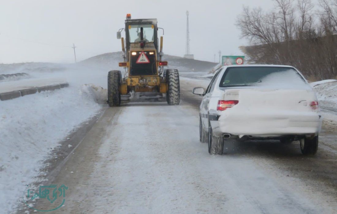 برف‌روبی بیش از ۸ هزار کیلومتر باند جاده‌ای در همدان
