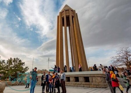 بازدید بیش از ۲۰۵ هزار مسافر از جاذبه‌های استان همدان
